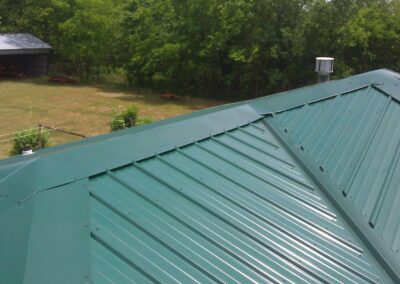 Metal Roof Ridge Valley Home Green