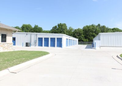 Metal Self Storage Building Facility White-Blue