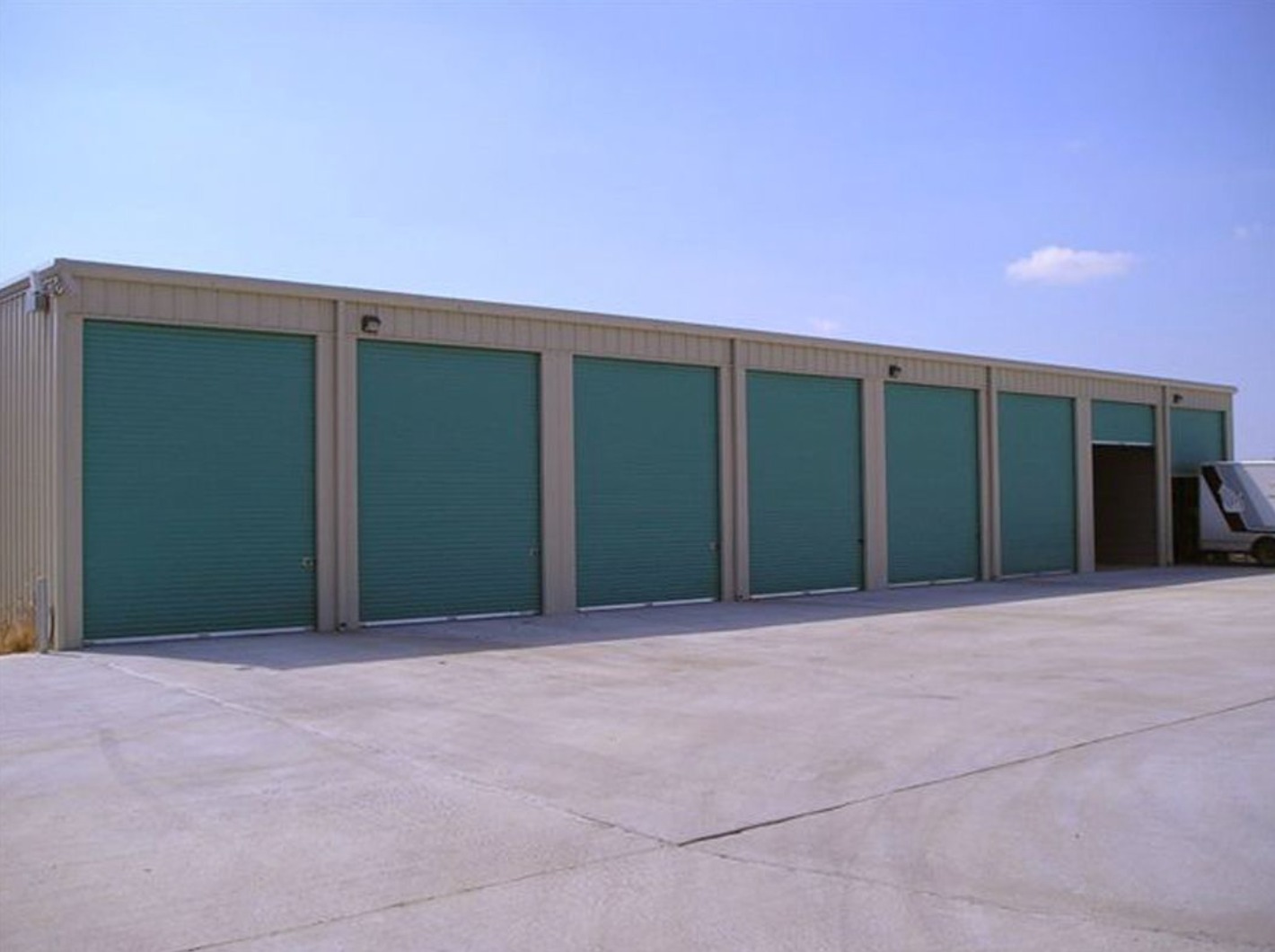 Storage Works: Residential & Commercial Storage